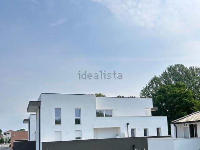 Appartamento in vendita di 90 m² in Via delle Industrie
