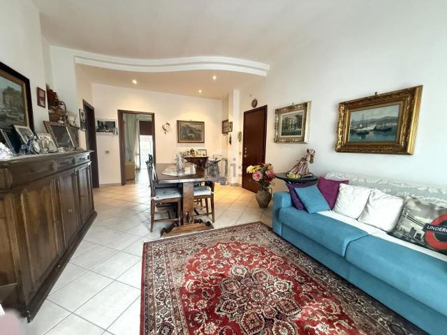 Appartamento in vendita di 90 m² in Via delle Muraiole, 11
