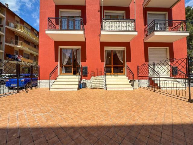 Appartamento in vendita di 90 m² in Via delle Palme, 8