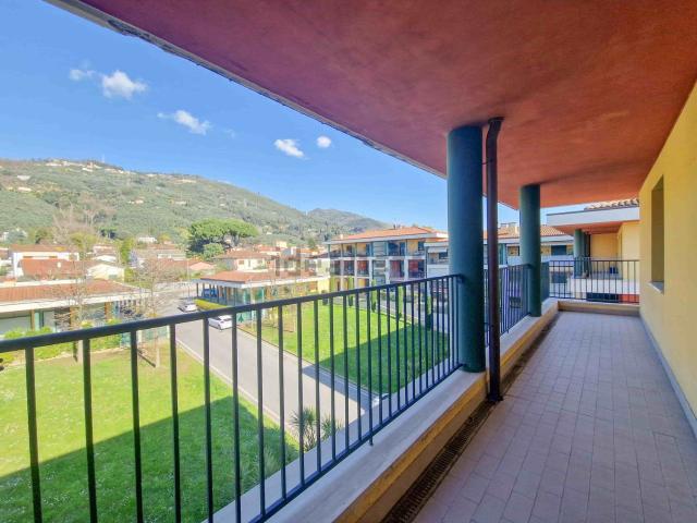 Appartamento in vendita di 90 m² in Via di Vallecchia, 1