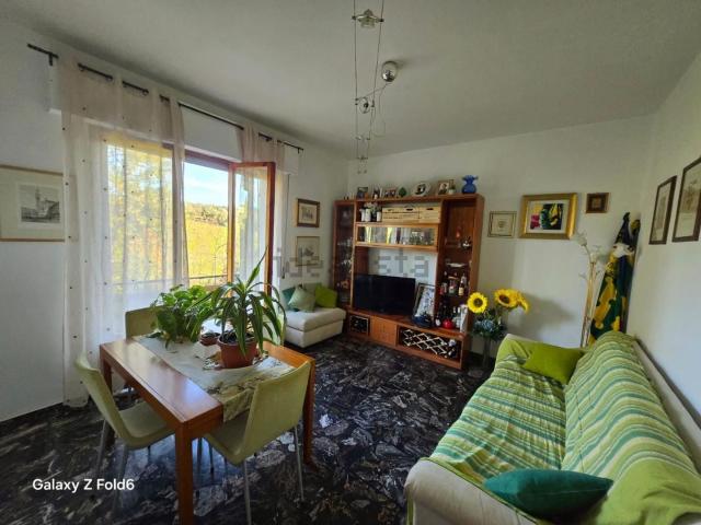 Appartamento in vendita di 90 m² in Via di Fontebenedetta, 53100