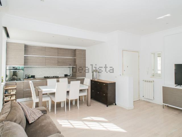 Appartamento in vendita di 90 m² in Via di Monte Verde, 29