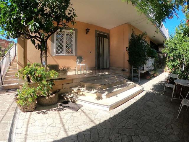 Appartamento in vendita di 90 m² in Via di Prataporci, 3