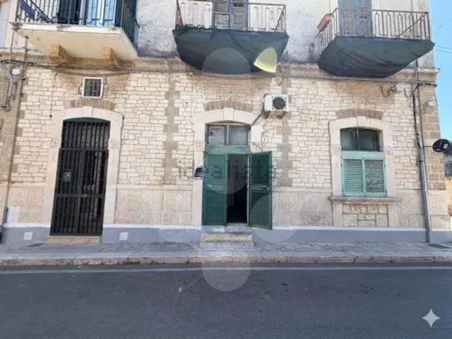 Appartamento in vendita di 90 m² in Via di San Spirito Principessa Jolanda