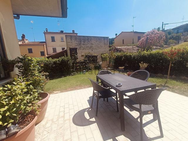 Appartamento in vendita di 90 m² in Via di Sinalunga