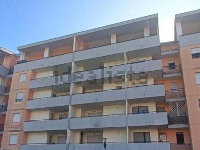 Appartamento in vendita di 90 m² in Via di Sotto