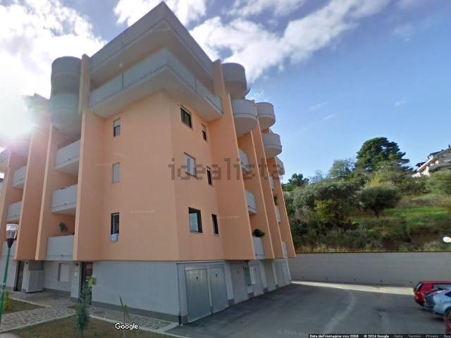 Appartamento in vendita di 90 m² in Via di Sotto