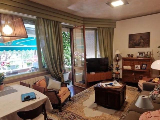 Appartamento in vendita di 90 m² in Via Digione, 14