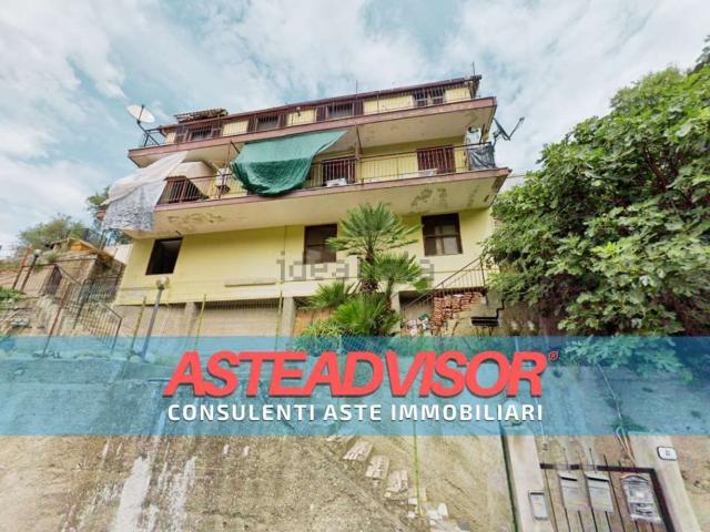 Appartamento in vendita di 90 m² in Via Domenico Tempesta, 8