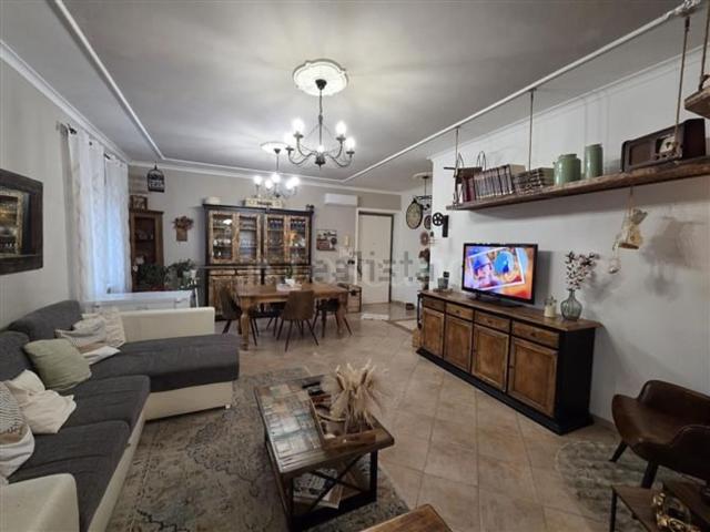 Appartamento in vendita di 90 m² in Via Domenico Serradifalco
