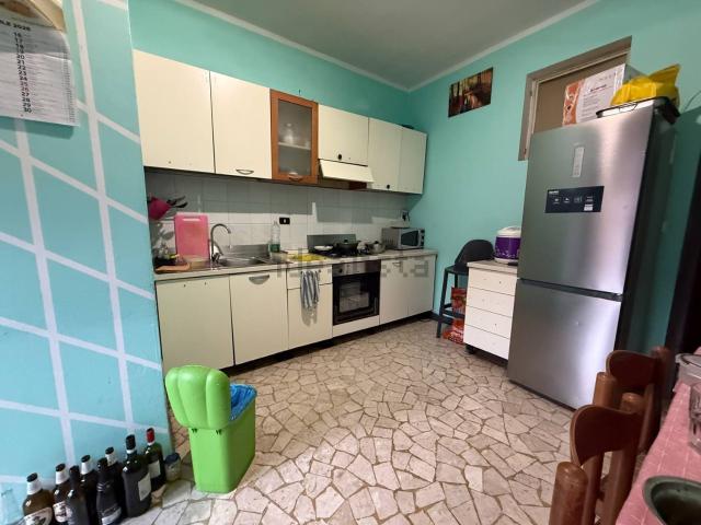 Appartamento in vendita di 90 m² in Via Don Luigi Roncagli, 22