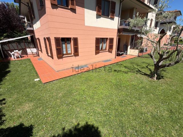 Appartamento in vendita di 90 m² in Via Don Pietro Ragni, 1