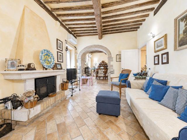 Appartamento in vendita di 90 m² in Via Donnoli