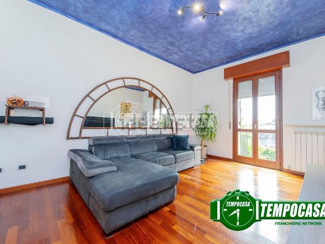 Appartamento in vendita di 90 m² in Via Duca degli Abruzzi, 12