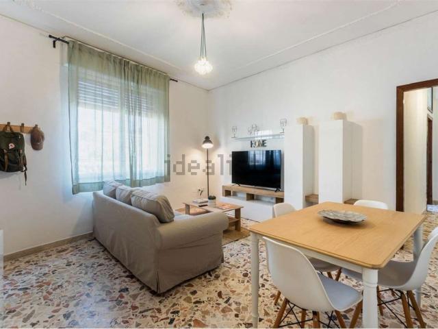 Appartamento in vendita di 90 m² in Via Ducezio