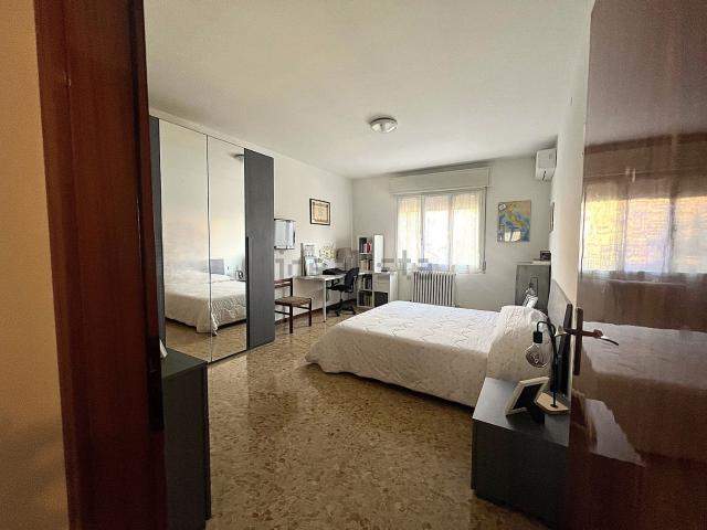 Appartamento in vendita di 90 m² in Via Edmondo De Amicis