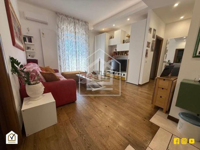 Appartamento in vendita di 90 m² in Via Edmondo De Amicis