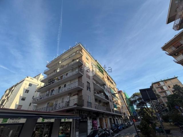Appartamento in vendita di 90 m² in Via Edoardo Nicolardi, 52
