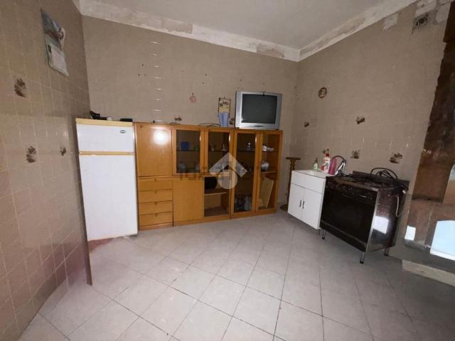 Appartamento in vendita di 90 m² in Via Eolo, 4