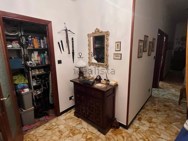 Appartamento in vendita di 90 m² in Via Emanuele Canesi, 49