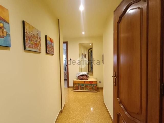 Appartamento in vendita di 90 m² in Via Emanuele Canesi, 61