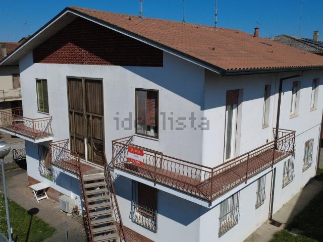 Appartamento in vendita di 90 m² in Via Emilia, 23