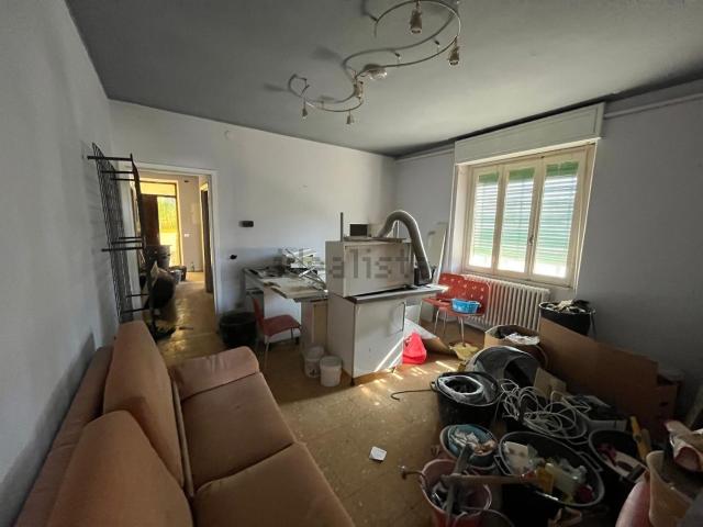 Appartamento in vendita di 90 m² in Via Emilia