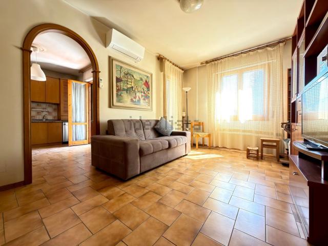 Appartamento in vendita di 90 m² in Via Emilia, 37