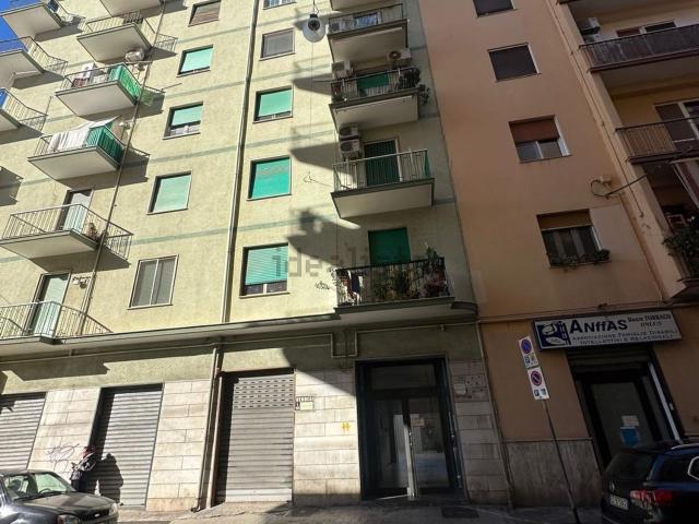 Appartamento in vendita di 90 m² in Via Ennio Quinto