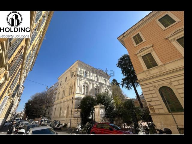 Appartamento in vendita di 90 m² in Via Enrico Cialdini