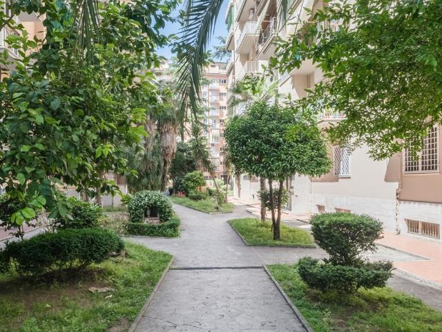 Appartamento in vendita di 90 m² in Via Enrico Mazzoccolo, 8