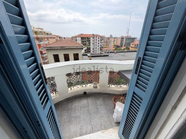 Appartamento in vendita di 90 m² in Via Ernesto Chiappori