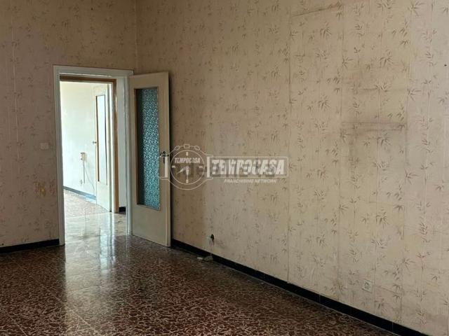 Appartamento in vendita di 90 m² in Via Ercole Nani
