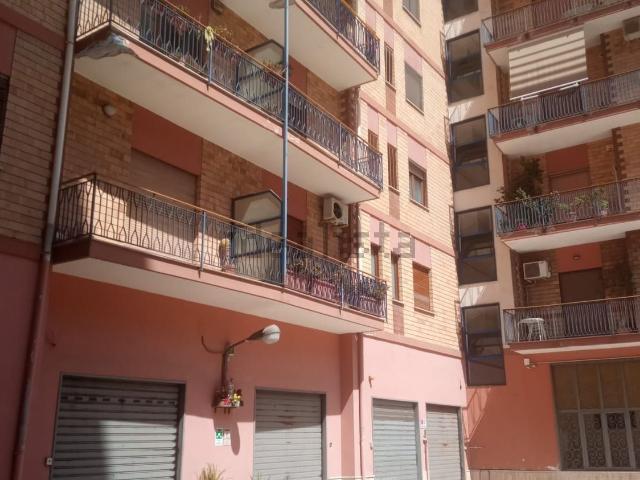 Appartamento in vendita di 90 m² in Via Ettore Corcioni, 63