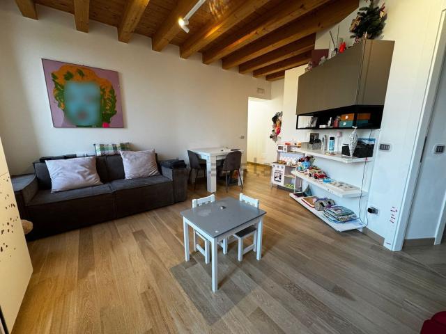 Appartamento in vendita di 90 m² in Via Euganea