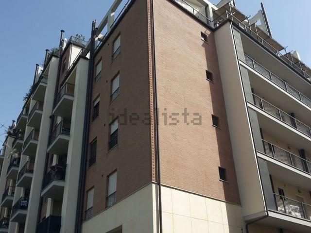 Appartamento in vendita di 90 m² in Via Eugenio Chiesa, 16