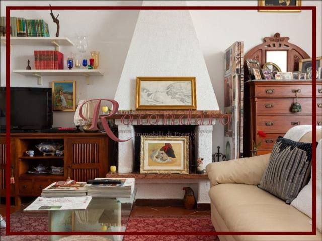 Appartamento in vendita di 90 m² in Via Eugenio Villoresi