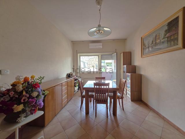 Appartamento in vendita di 90 m² in Via Euripide, 48