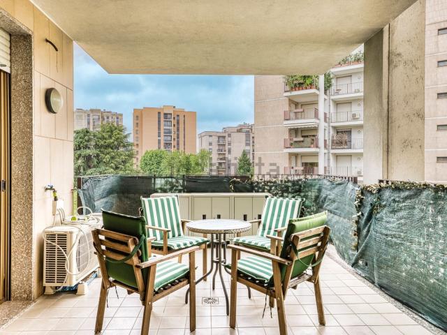 Appartamento in vendita di 90 m² in Via Europa, 5