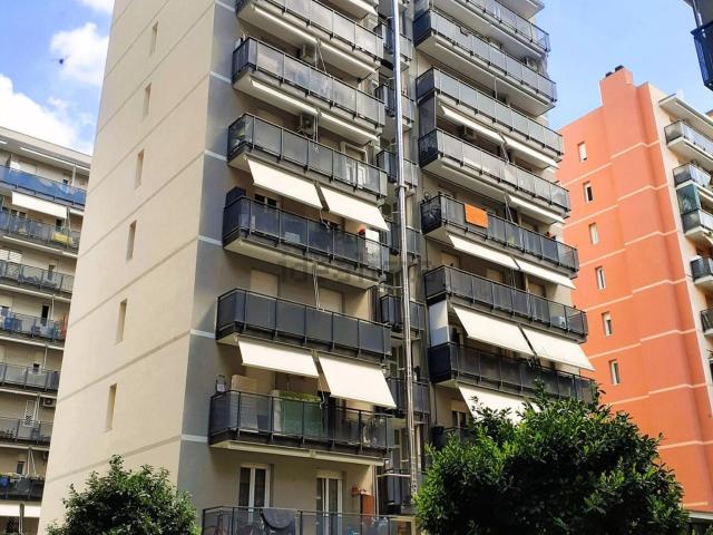 Appartamento in vendita di 90 m² in Via F. Cilea, 6