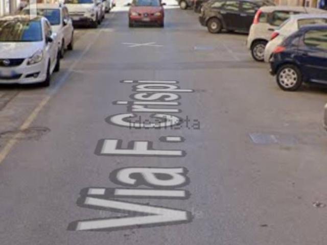 Appartamento in vendita di 90 m² in Via Crispi