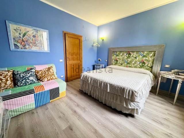 Appartamento in vendita di 90 m² in Via Faenza