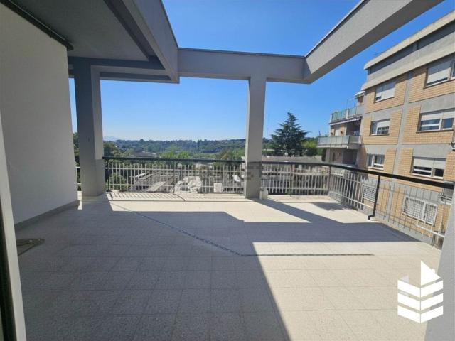 Appartamento in vendita di 90 m² in Via Federico Mastrigli, 15
