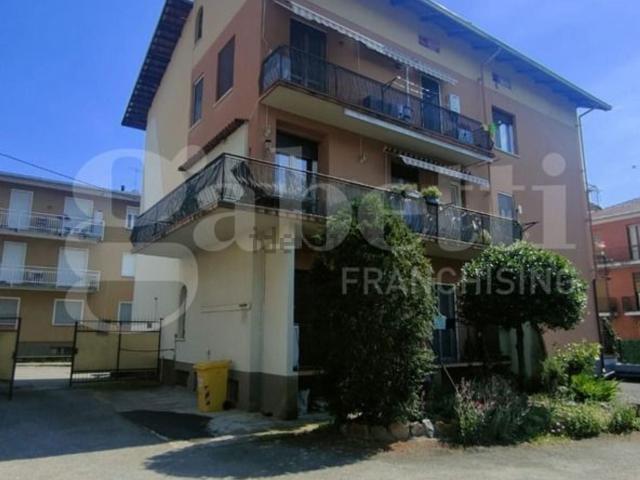 Appartamento in vendita di 90 m² in Via Federico Petiva, 6