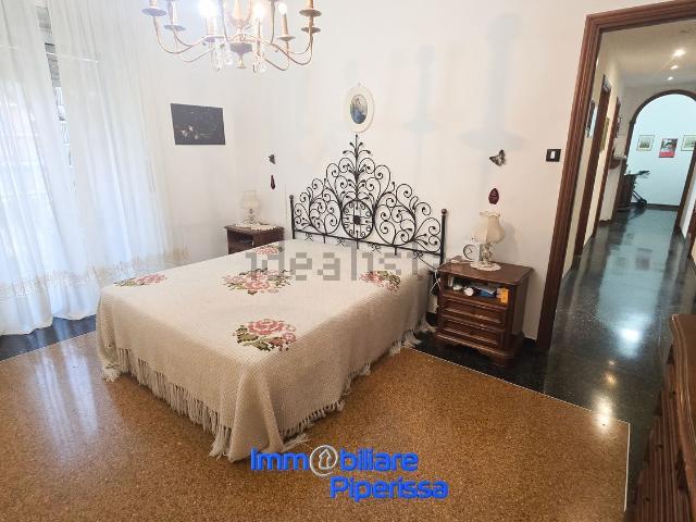 Appartamento in vendita di 90 m² in Via Fereggiano, 173