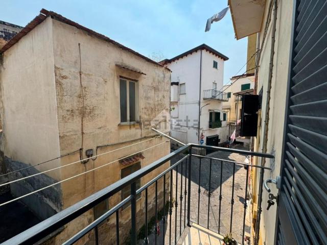 Appartamento in vendita di 90 m² in Via Ferrigno, 2