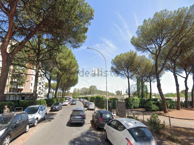 Appartamento in vendita di 90 m² in Via Filippo Fiorentini