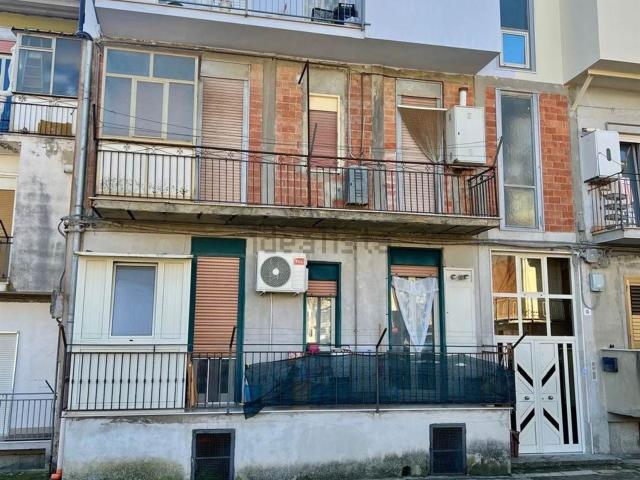 Appartamento in vendita di 90 m² in Via Firenze, 16
