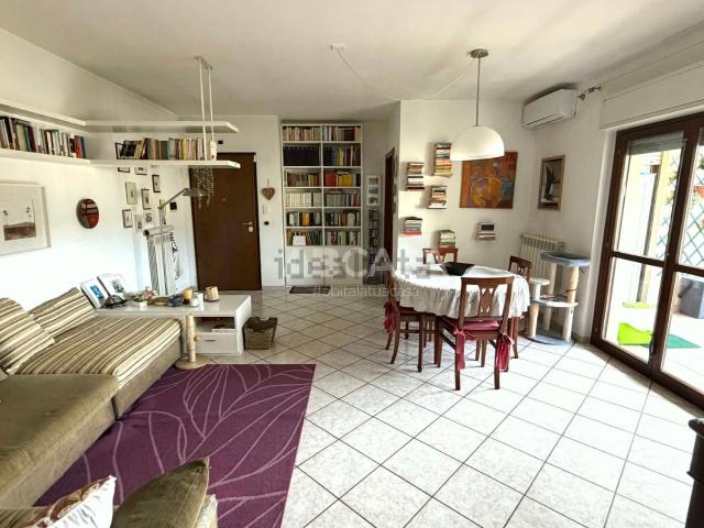 Appartamento in vendita di 90 m² in Via Fontana delle Rose