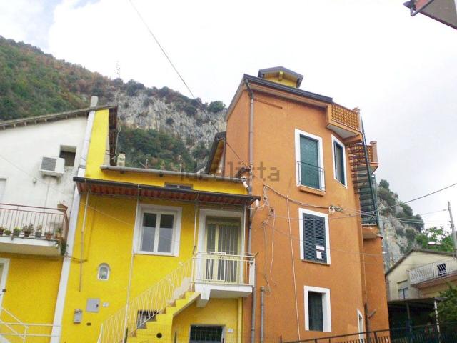 Appartamento in vendita di 90 m² in Via Fontana, 27